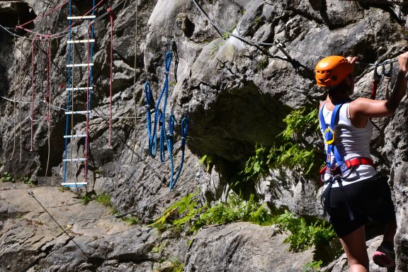 Teambuilding im Hochseilgarten Teambuilding im Hochseilgarten
